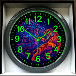 Black Light Tiger Dragon Glow In The Dark Wall Clock New