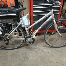 Specialized globe sport bicycle