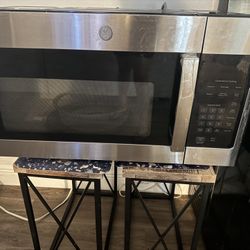 2 Year Old Microwave 