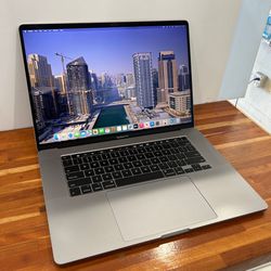 Apple MacBook Pro 16” 2019  i7 32GB 1TB Radeon Pro 5300m 4GB VRAM Graphics