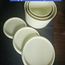 TUPPERWARE 3-BOWL SET. NEW! Only $15
