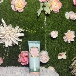 Bath & Body Works Sweetest Song Body Cream 8oz Whipped Vanilla 24hr Moisture