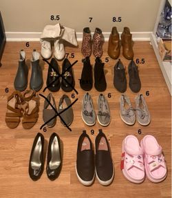 Lots of women’s shoes $5 Each