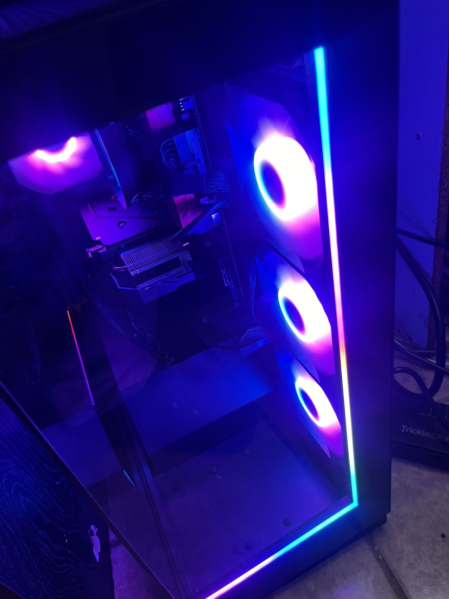 rx6500 ryzen 5600x 16g ddr5 500$