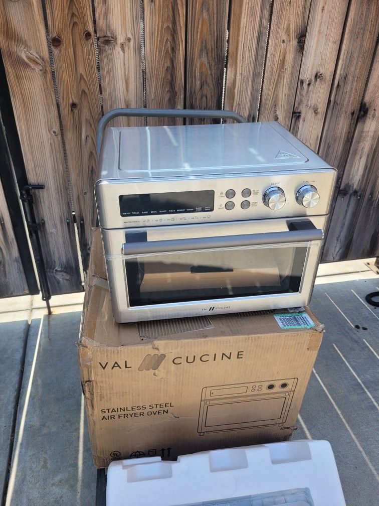 VAL CUCINA 10-IN-1 AIR FRYER TOASTER OVEN - BRUSHED STAINLESS STEEL