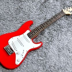 SQUIER MINI ELECTRIC GUITAR 