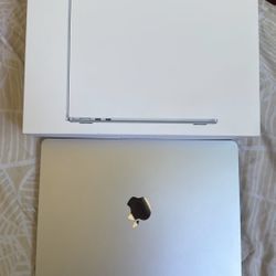 Macbook Air M4 13 Inch