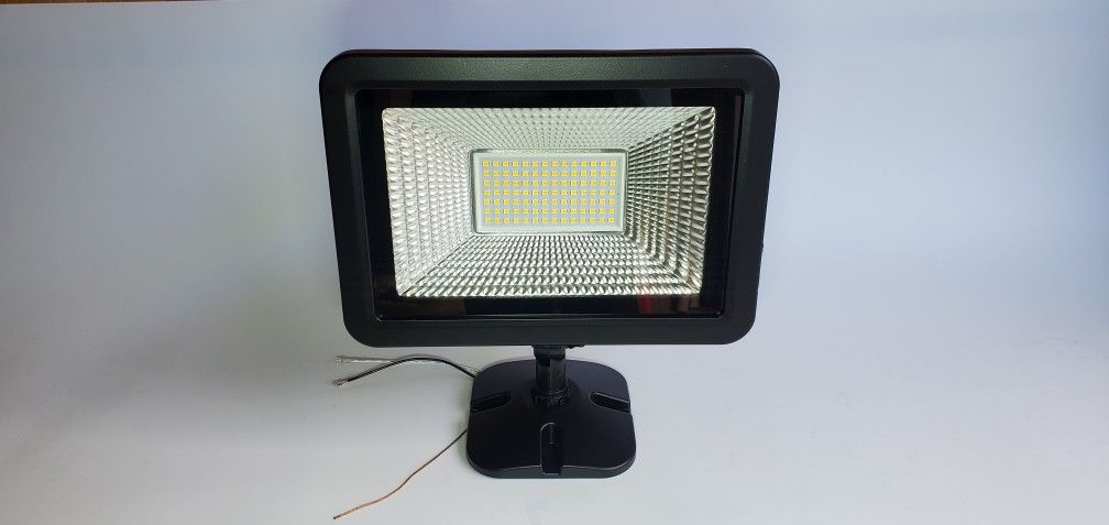 Honeywell Outdoor LED Flood Light 5000 Lumen 500W With Knuckle Mount 50,000hrs