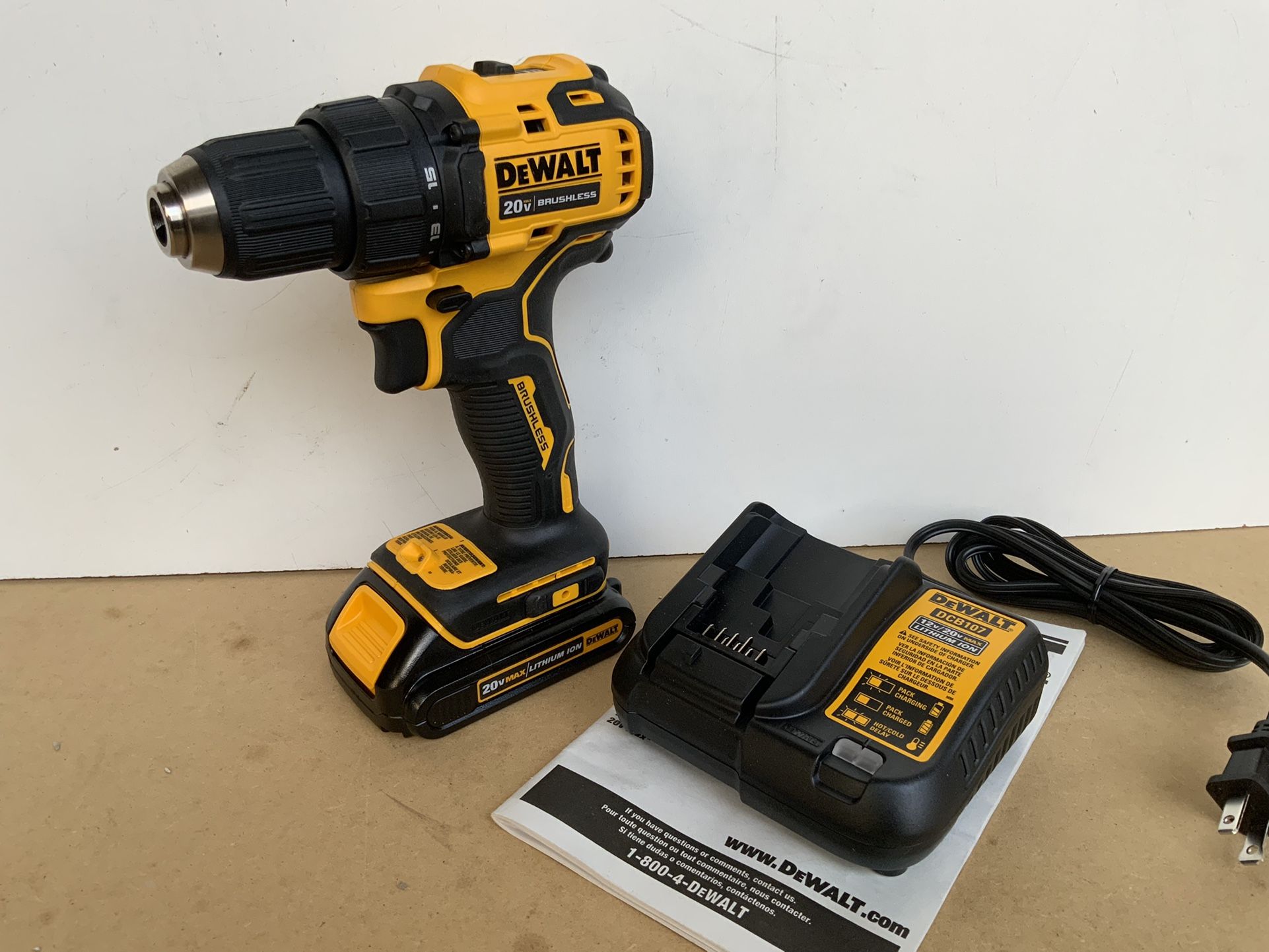 DEWALT ATOMIC 20V MAX Cordless Brushless Compact 1/2 Drill