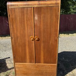 Mid-Century Vintage Hooker-Bassett Wardrobe