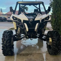 2016 can am maverick 1000r XC