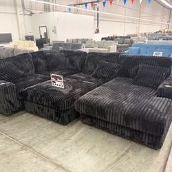 XL MODULAR SECTIONAL 