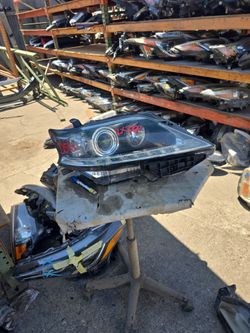 OEM |AS IS| 2013 - 2015 Lexus RX350 Xenon HID Headlight (Right/Passenger)
