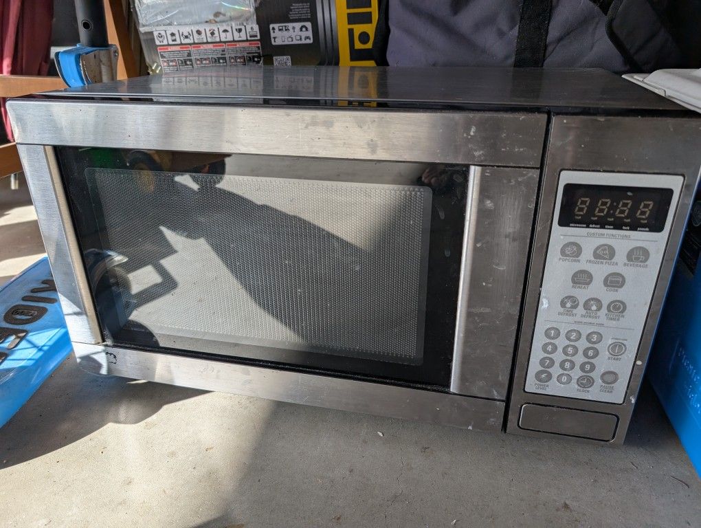 Free Microwave - not working