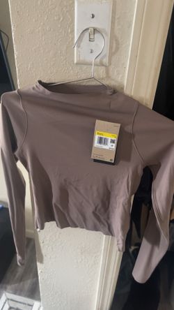New Nike Zenvy shirt size S