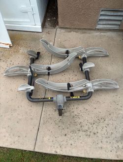 Saris 3-bike hitch rack
