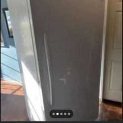Frigidaire Upright Freezer 