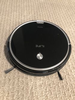 ROBOTIC FLOOR VACUUM