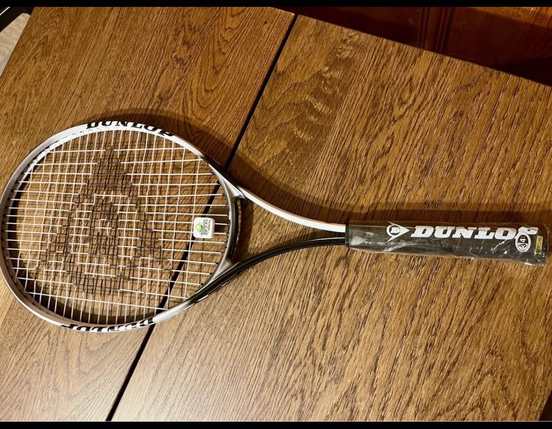 Dunlop Tennis Racket (nitro 27) Brand New