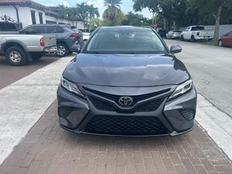 2018 toyota camry se