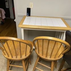 Small Bar Table & Stool Chairs. 