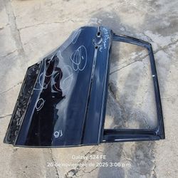 Volkswagen Tiguan Right Rear Door Oem