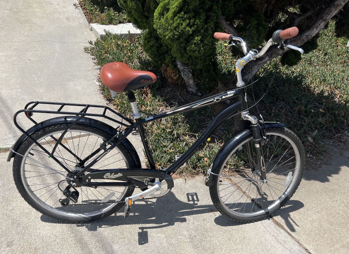 Bike/Bicycle: Columbia Hybrid cruiser 7-speed