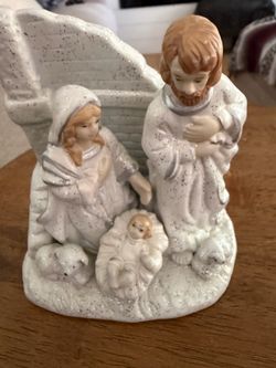Holy Family Nativity Figurine Ceramic  4.5 inches