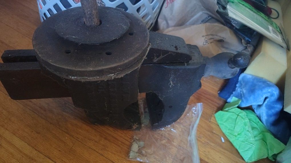 𝙡𝙖𝙩𝙚 1800𝙨 𝙑𝙞𝙘𝙚 125