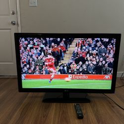 LG 42” Flat Screen TV w/ Remote (42LK520)