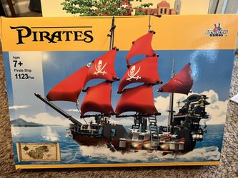 Building Block Pirate Ship