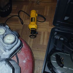 Dewalt Rotory Tool