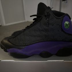 Jordan 13’s Court Purple Size 9Mens