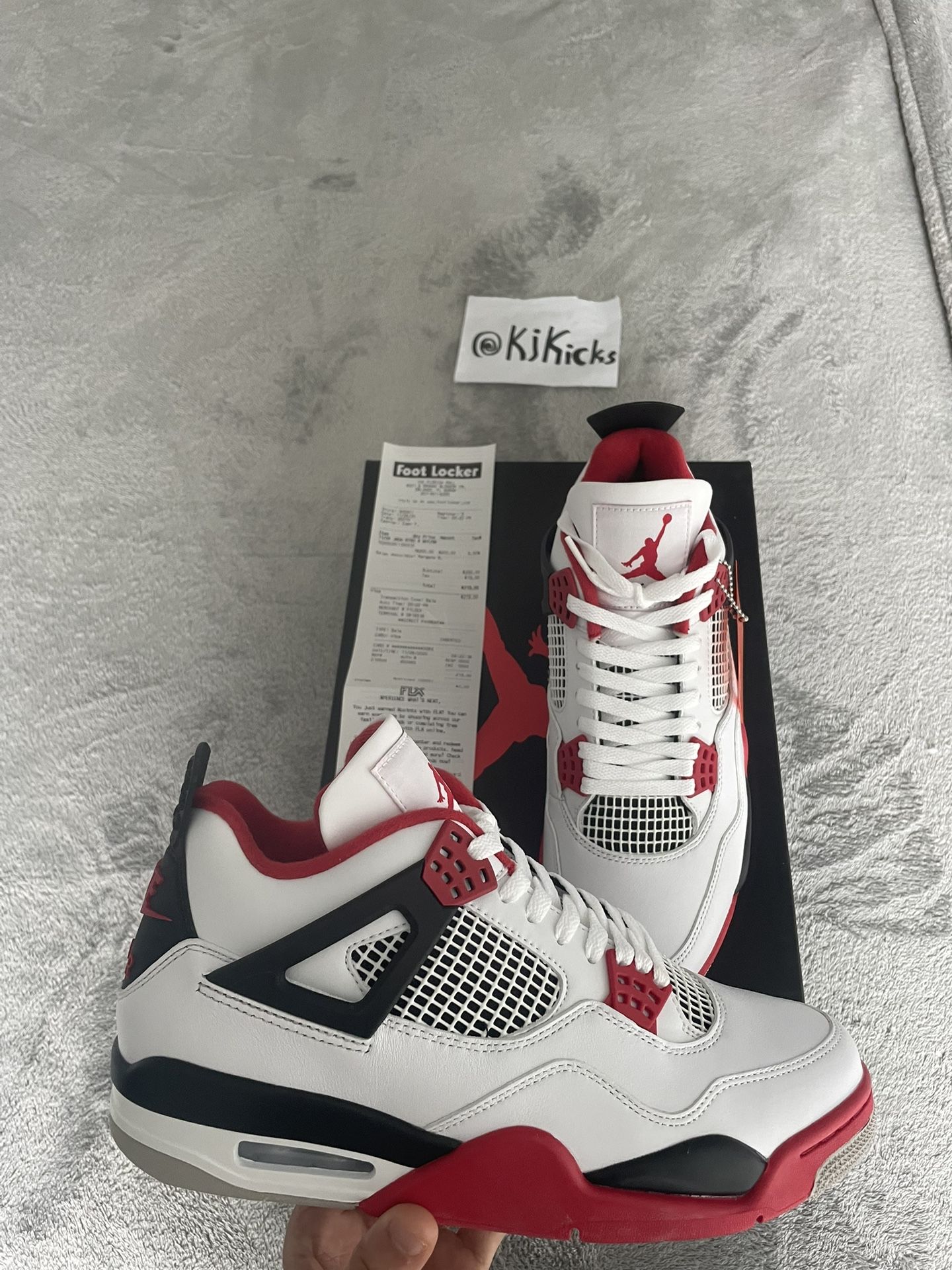 Air Jordan 4 Retro OG 'Fire Red' 2020