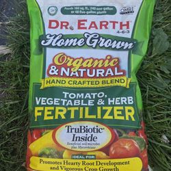 Organic Home Grown Tomato, Vegetable and Herb Dry Fertilize 12lb bags 