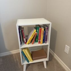 Bookshelf 