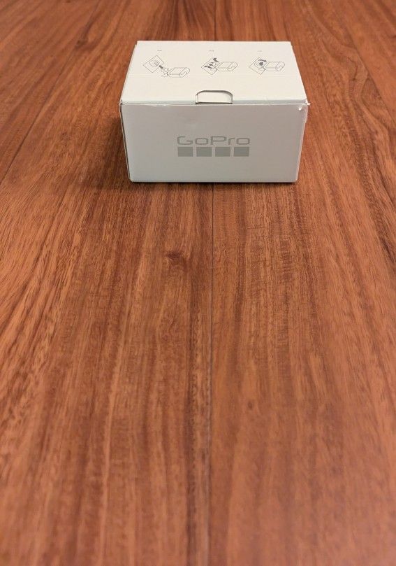 GoPro 7 Silver with underwater protector and miscellaneous accessories 