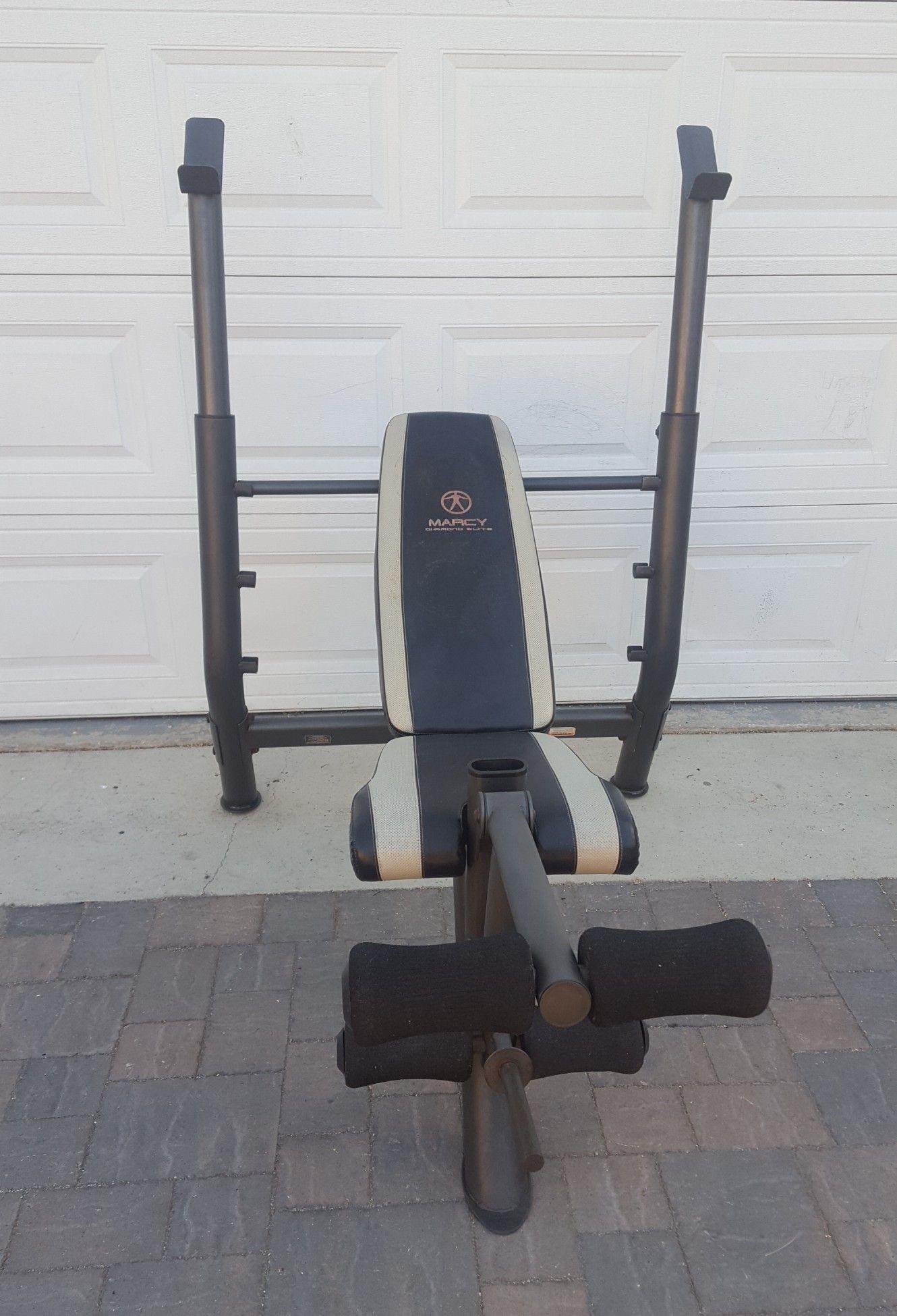 Weight Bench