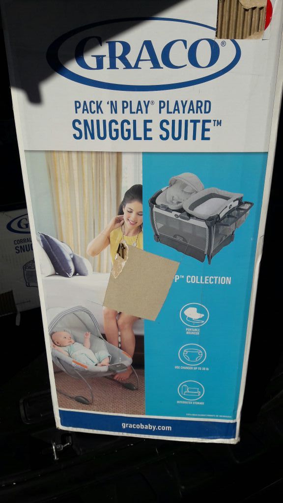 Snuggle suite pack n play