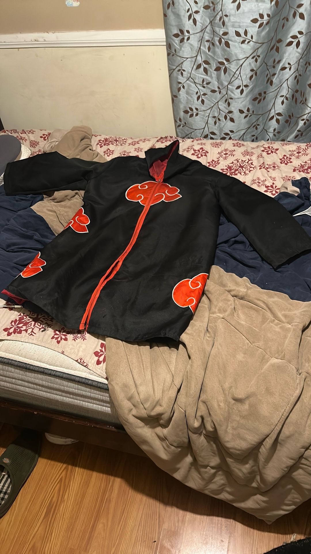 Akatsuki Robe (Slightly Used)
