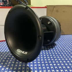 New Genius Audio 4 Bolt Driver + Horn Lens $85 Each 