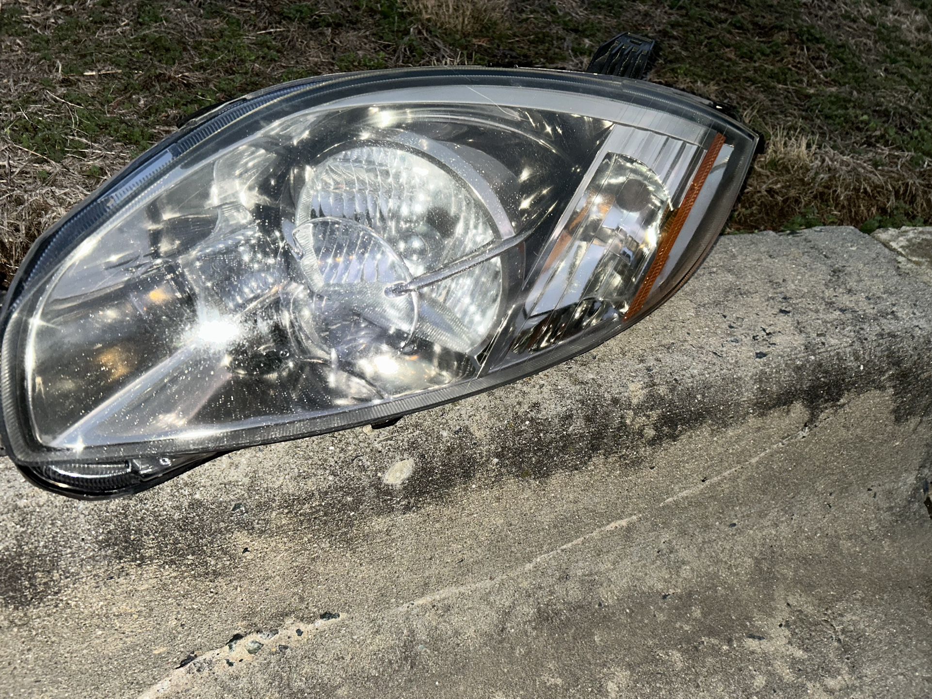 07-2012 Mitsubishi Eclipse Oem Left Headlight