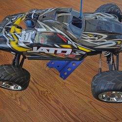 Traxxas jato 3.3