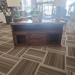 TV STAND 