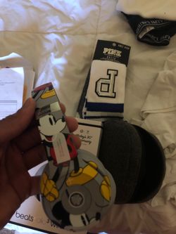 Mickey Mouse beats solos 3 wireless