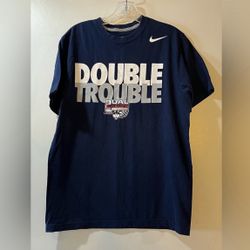 Men’s Nike UConn Double Trouble 2014 Tee Sz Medium