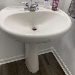 Powder Bathroom Bundle! Sink, Mirror, Light