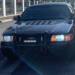2005 Ford Crown Victoria