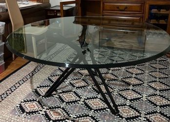Glass Table with central leg