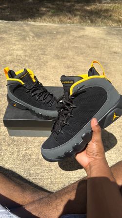 Jordan 9 University Gold Size 7y